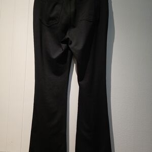 Sinply Vera Veea Wang Black  Bootcut Pants Size Medium